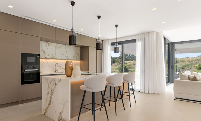 Obra nueva - Villa -
Estepona