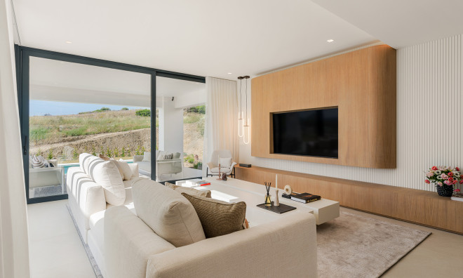 Obra nueva - Villa -
Estepona