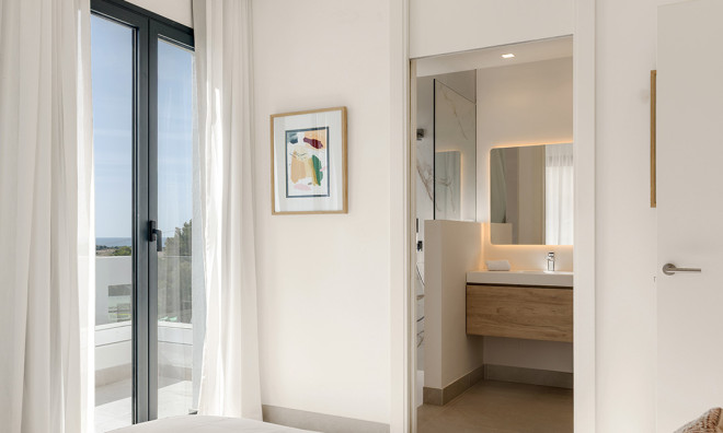 Obra nueva - Villa -
Estepona