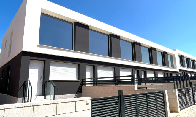 Nieuwbouw Woningen - Villa / Halfvrijstaand -
Gran Alacant