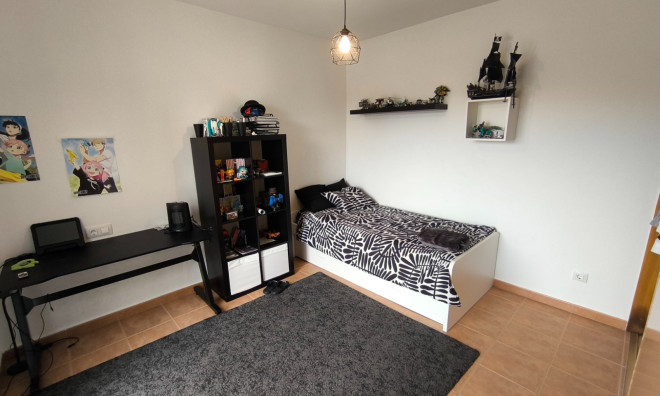Resale - Villa / Semi semi-detached -
Murcia