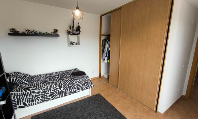 Resale - Villa / Semi semi-detached -
Murcia