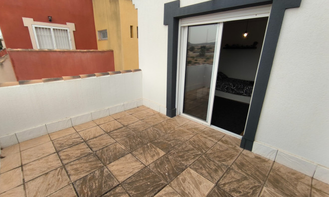 Resale - Villa / Semi semi-detached -
Murcia