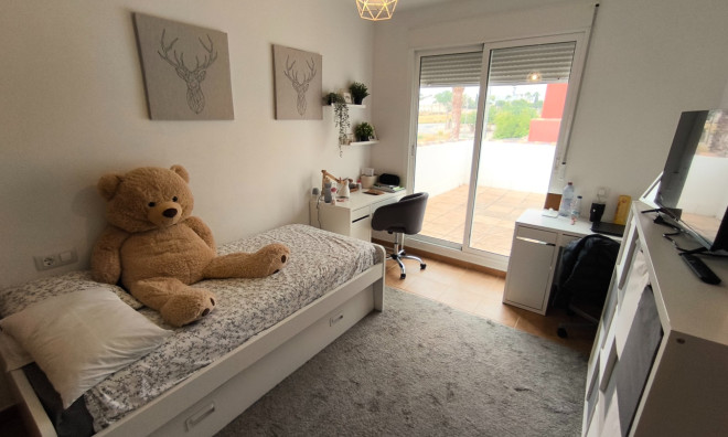 Resale - Villa / Semi semi-detached -
Murcia