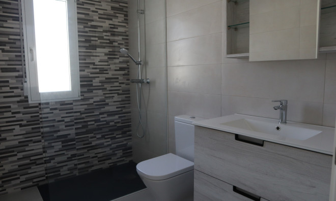 New Build - Villa / Semi semi-detached -
La Romana
