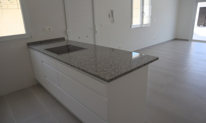 New Build - Villa / Semi semi-detached -
La Romana