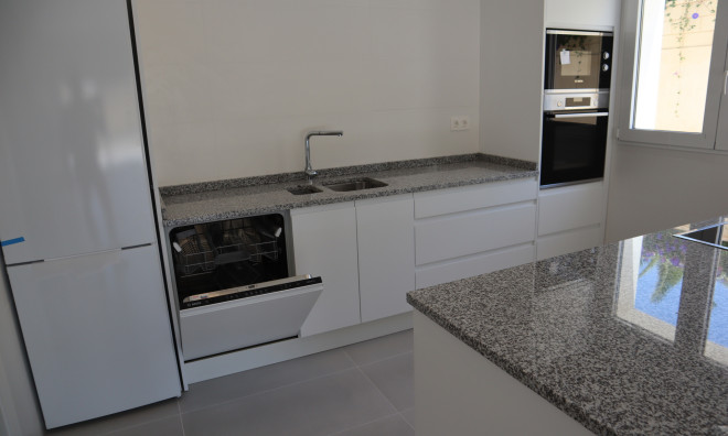 New Build - Villa / Semi semi-detached -
La Romana