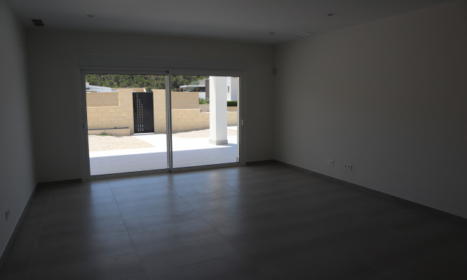 New Build - Villa / Semi semi-detached -
La Romana