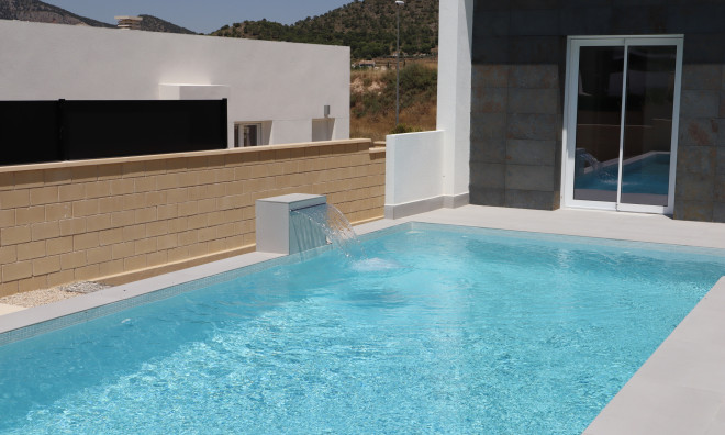 New Build - Villa / Semi semi-detached -
La Romana