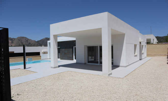 New Build - Villa / Semi semi-detached -
La Romana