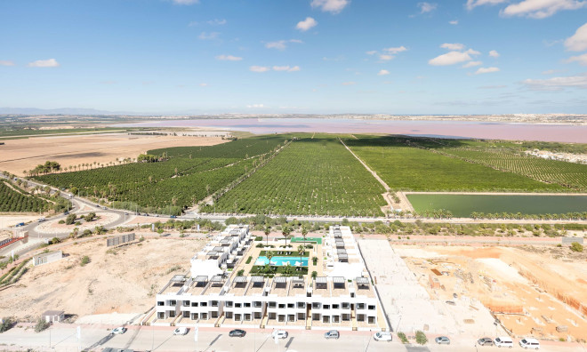 Nybyggnation - Bungalow -
Torrevieja