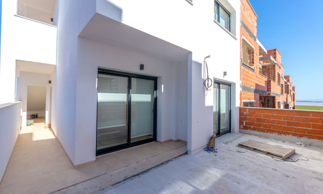 Nybyggnation - Bungalow -
Torrevieja