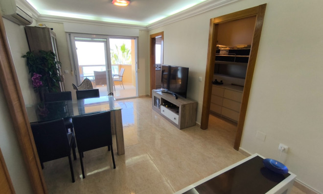 Resale - Apartment / flat -
La Manga Del Mar Menor - La Manga