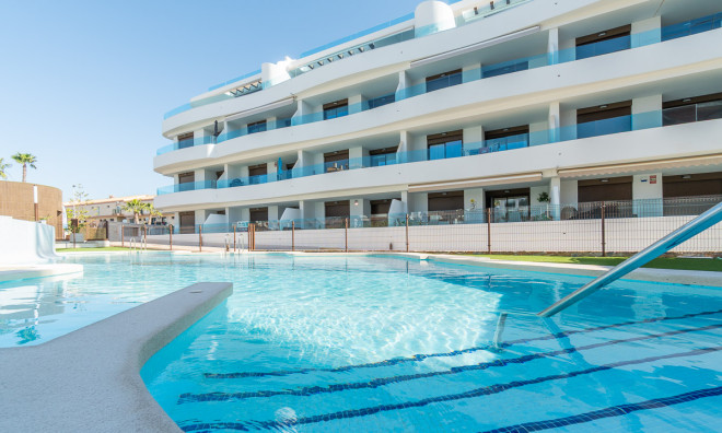 Nybyggnation - Takvåning -
Orihuela Costa
