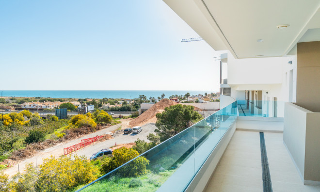 Nybyggnation - Takvåning -
Orihuela Costa