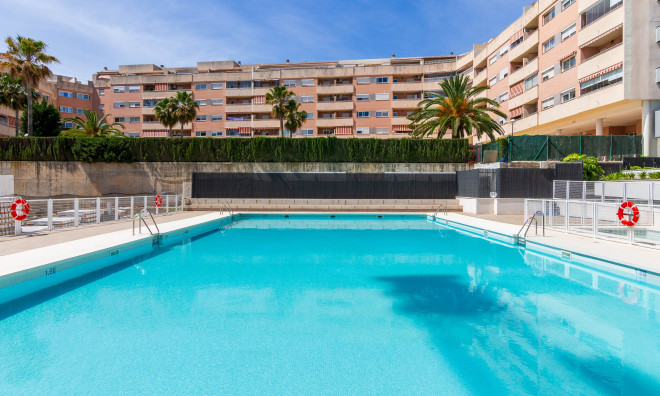 Новое здание - apartment -
Las Lagunas de Mijas