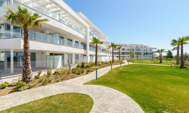 New Build - apartment -
Las Lagunas de Mijas