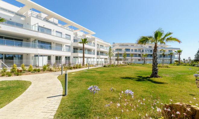 New Build - apartment -
Las Lagunas de Mijas