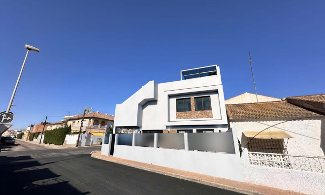 Новое здание - high-bungalow -
San Pedro del Pinatar