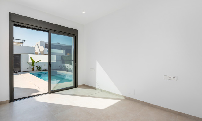 Nouvelle construction - detached -
 - Los Alcázares