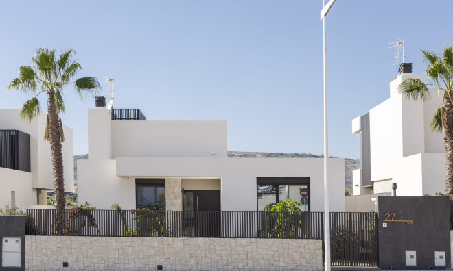 Obra nueva - Villa -
Algorfa