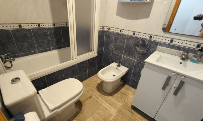 Revente - Appartement -
Los Montesinos