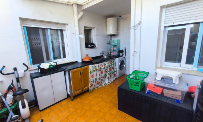 Revente - Appartement -
Los Montesinos