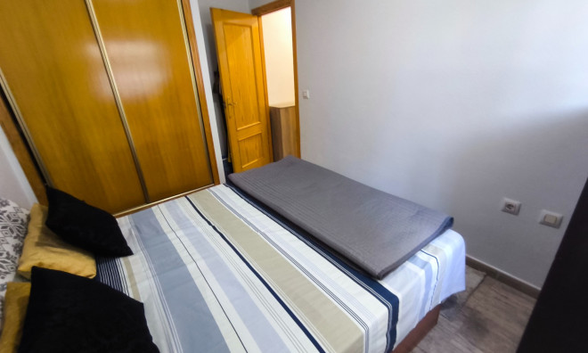 Revente - Appartement -
Los Montesinos