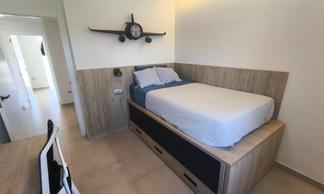 Segunda mano - Villa -
San Juan de Alicante