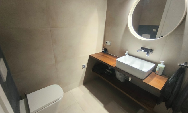 Segunda mano - Villa -
San Juan de Alicante